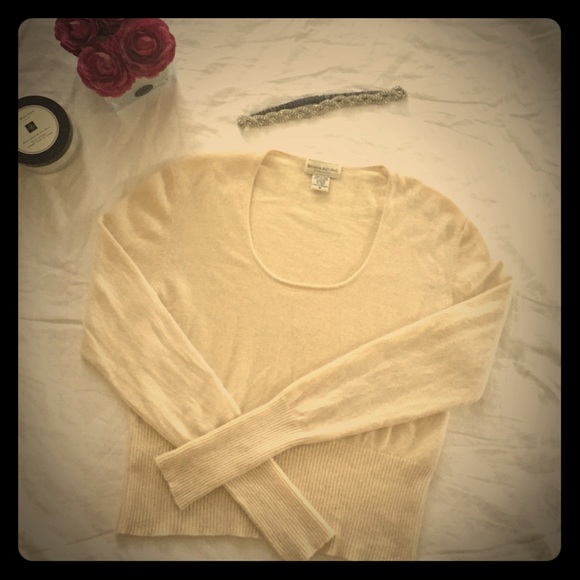Banana Republic cream cashmere sweater