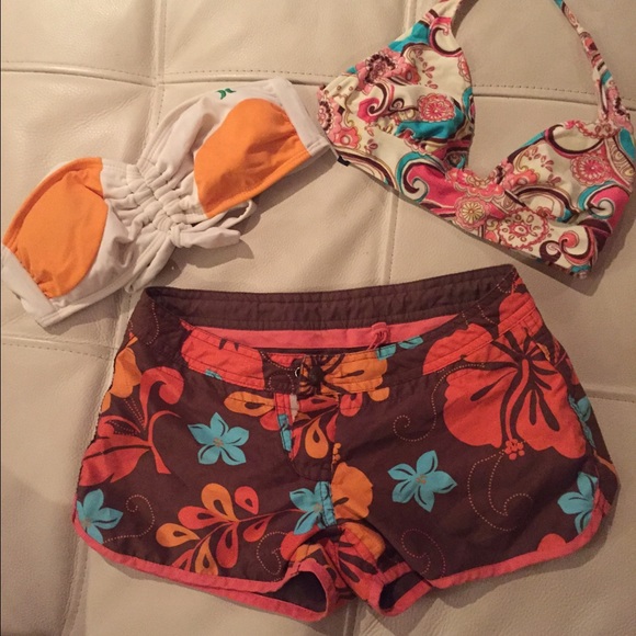 Bikini tops & shorts