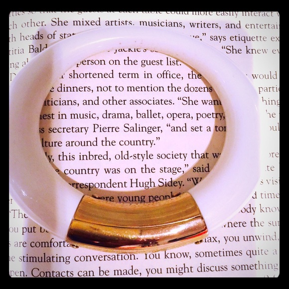 Unique D&G 60s style mod bangle