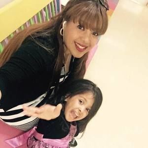 Meet your Posher, Lorena