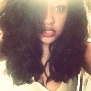 Meet your Posher, Jasmine