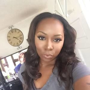 Meet your Posher, Whitney