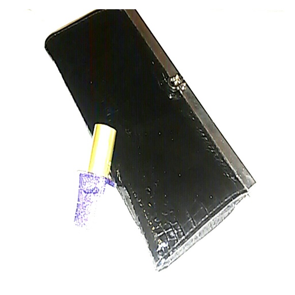 Clutch/Wallet - Picture 1 of 3