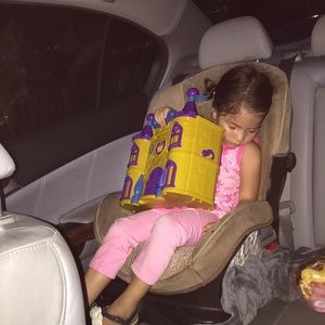 Meet your Posher, Reyes