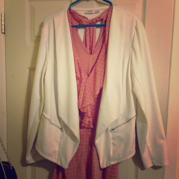 White Jacket with Zipper pockets