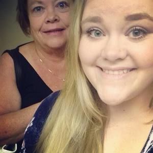 Meet your Posher, Connie