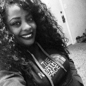 Meet your Posher, Quinnaya