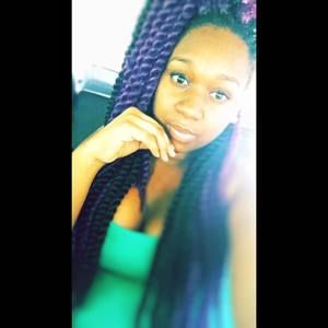 Meet your Posher, Connie