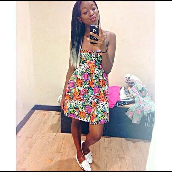 Moda International Floral Dress 🌺💕