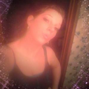 Meet your Posher, Crystal