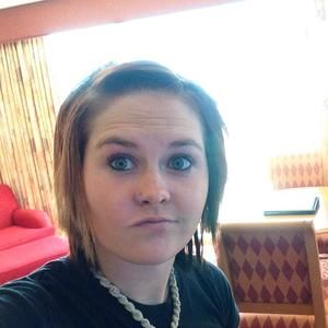 Meet your Posher, Mackenzie