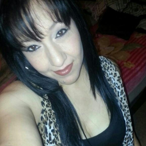 Meet your Posher, Lorena - Picture 1 of 1