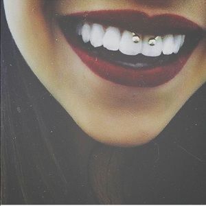 Meet your Posher, Shay