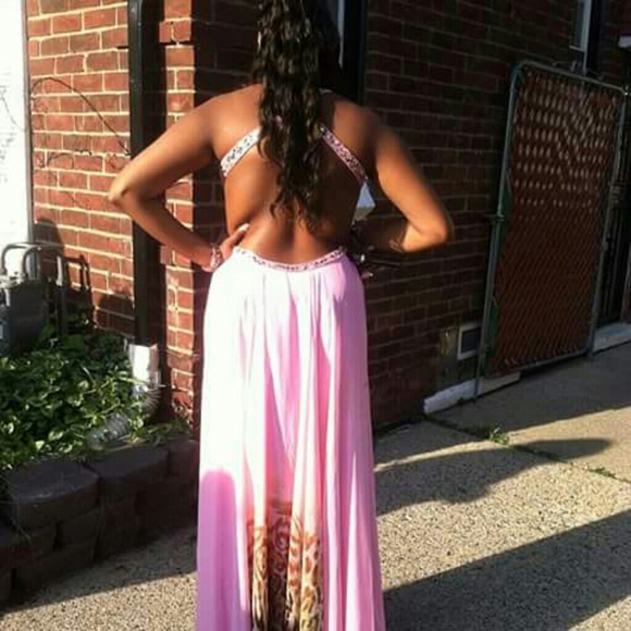 Prom dress - Picture 2 of 2