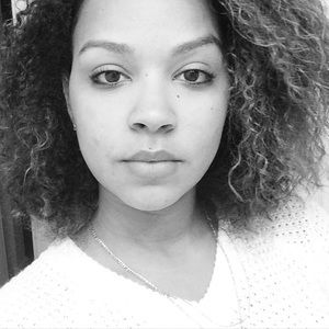 Meet your Posher, Anais