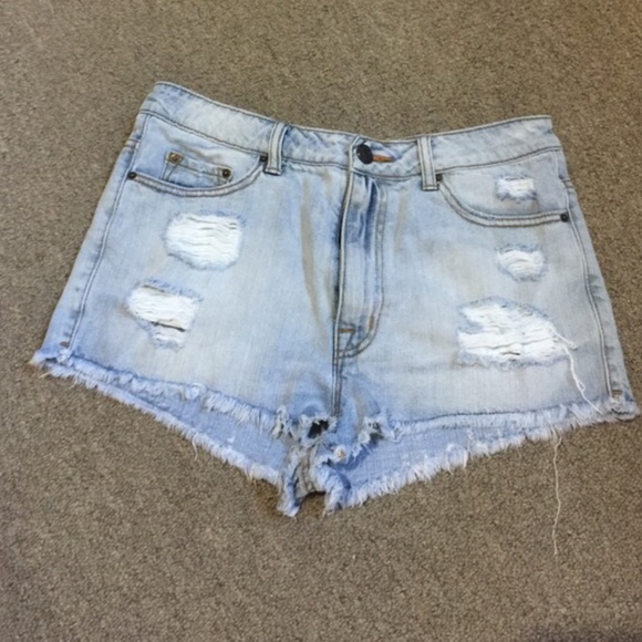 UO denim shorts!