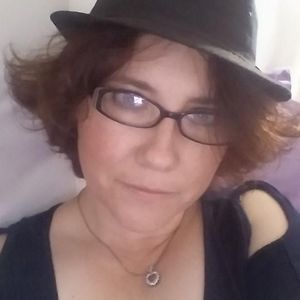 Meet your Posher, Abigail