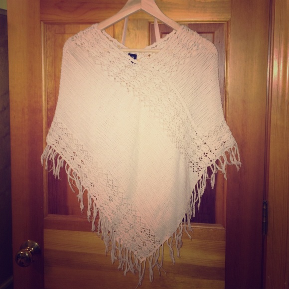 Cream poncho