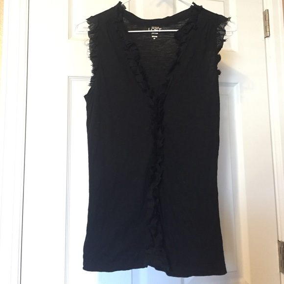 Sleeveless black top