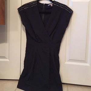 Stuffed v neck dress
