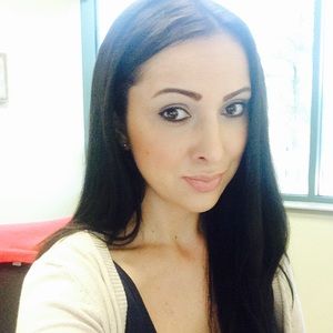 Meet your Posher, Elena