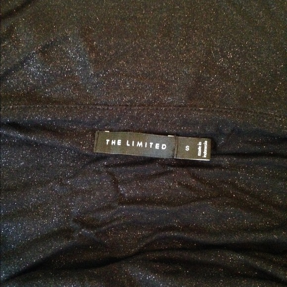 Black shimmer Limited halter top - Picture 3 of 4