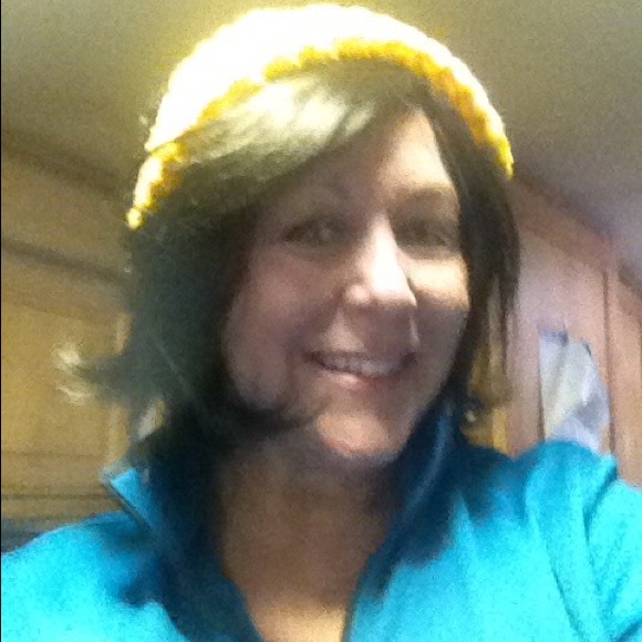 Meet your Posher, Lourdes - Picture 1 of 1