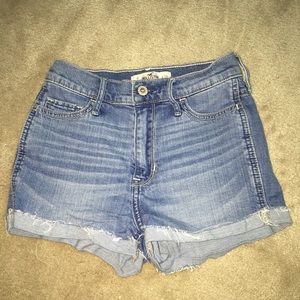 Hollister Co high rise medium wash denim shorts