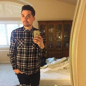 Meet your Posher, Thomas