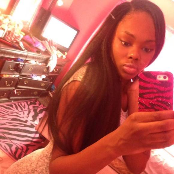 Meet your Posher, Carneshia