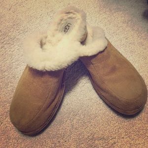 UGG Clogs