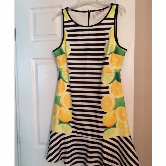 Elle Dresses & Skirts - FINAL PRICE ⚓️HP⚓️ NWT Elle lemon scuba dress