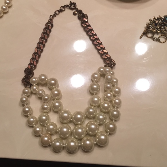 J CREW Pearl necklace