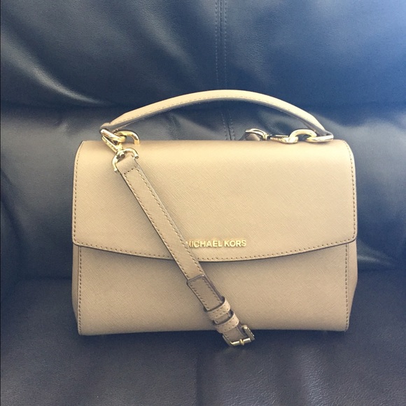 Michael kors Ava bag