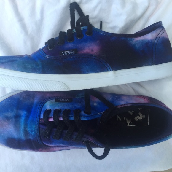 Galaxy vans🌌