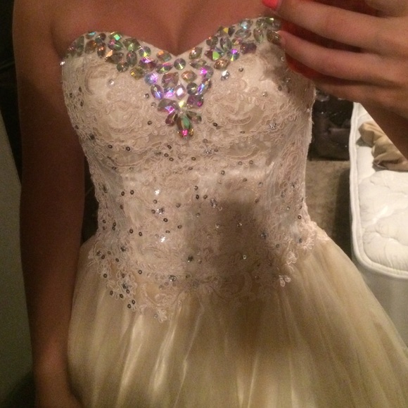 Homecoming dress - Picture 3 of 4