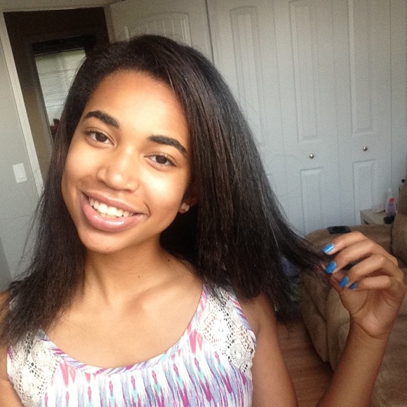 Meet your Posher, Krista - Picture 1 of 1