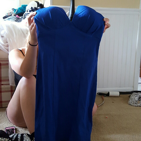 Blue bodycon dress
