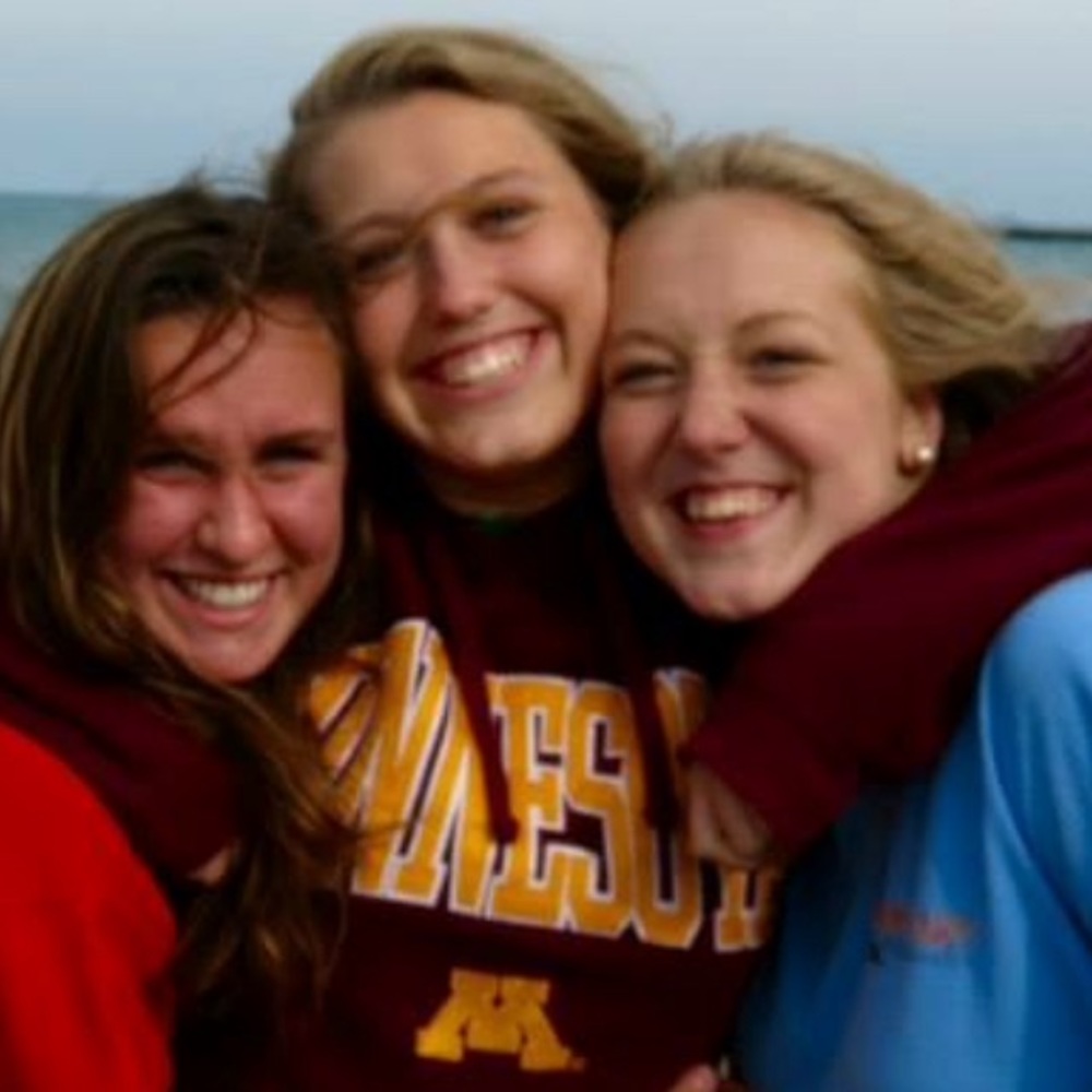 Meet your Posher, Lydia