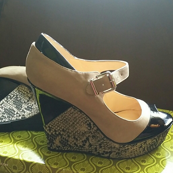 Gianni Bini Shoes