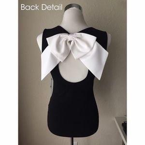 NWT Alice+Olivia "Belle" B&W bow back top
