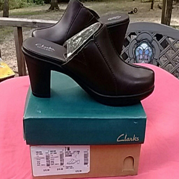 Brand new Clarks Bendables slip ons open 2 offer's