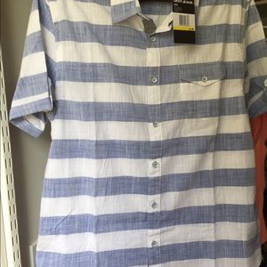 Men's DKNY short sleeve shirt