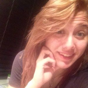 Meet your Posher, Kendra