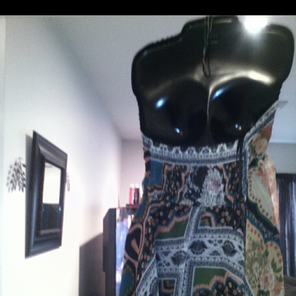 Beautiful Sheer Maxi - Picture 3 of 4