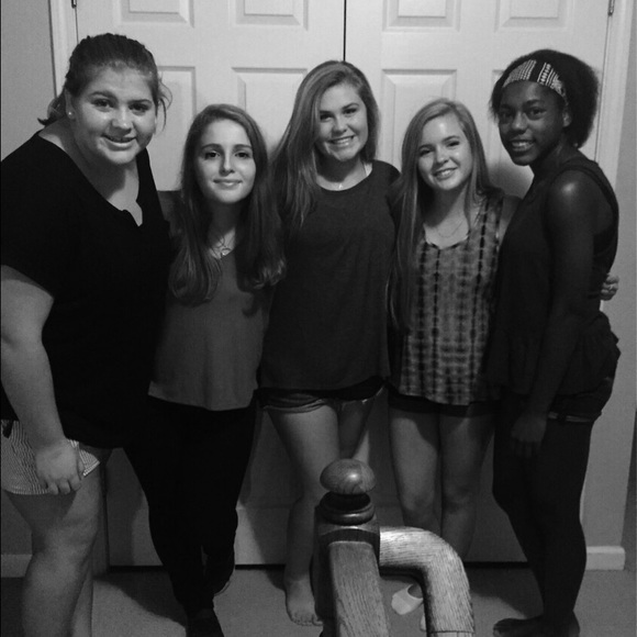 Meet your Posher, Ioana - Picture 1 of 1