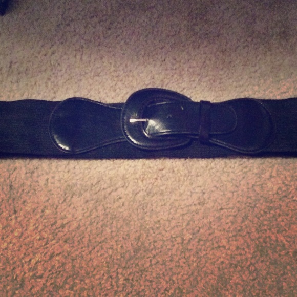 Stunning black waist belt