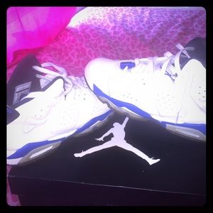 Sports Blue 6's 👟🚹⚫️ (No Trades MAYBE)