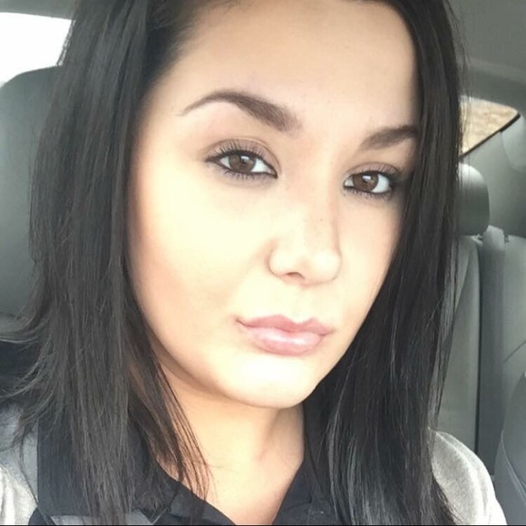 Meet your Posher, Ivana