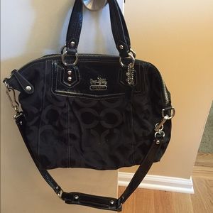 Authentic Coach shoulder bag